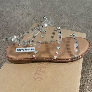 Steve Madden Travel Sandal